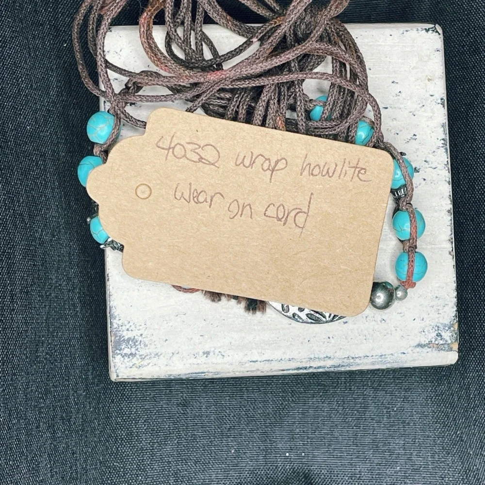 4032u. Brown Handmade Southwest Wrap Howlite Turquoise Color Bracelet